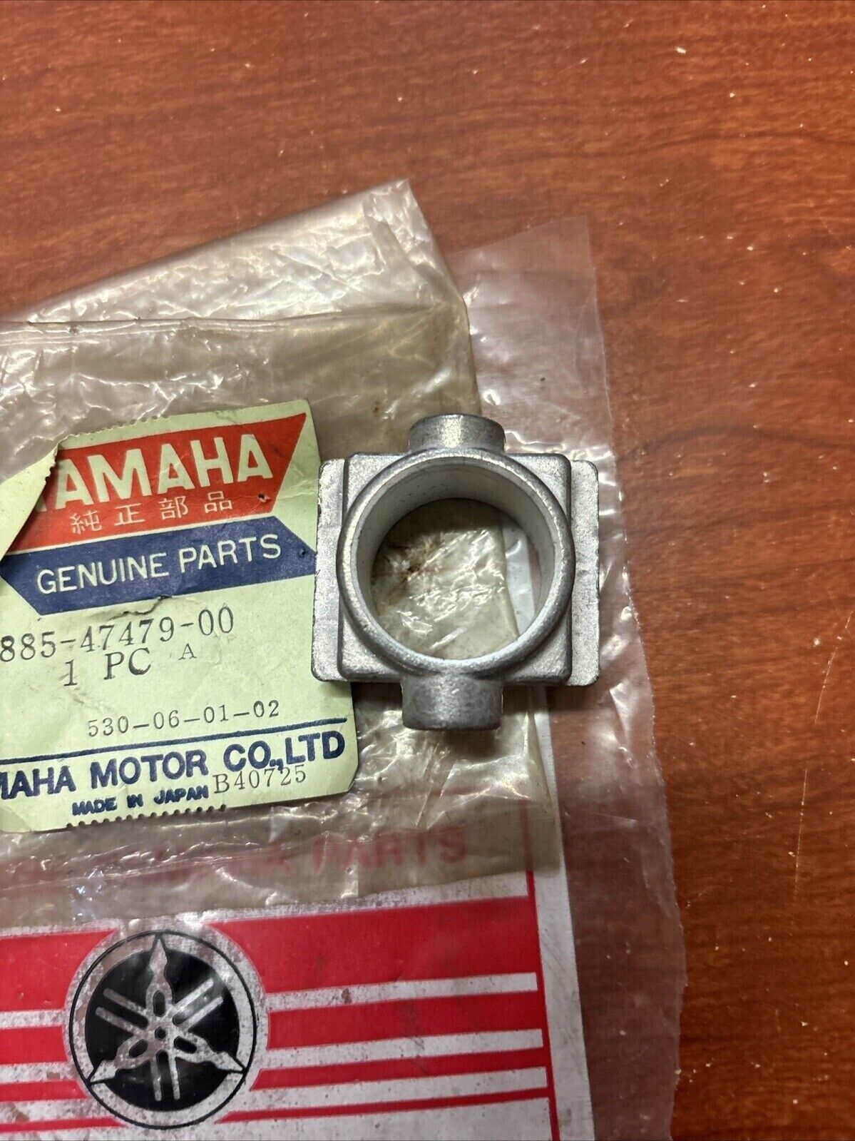 NOS Yamaha EX340 EX440 COLLAR 885-47479-00-00 Y185