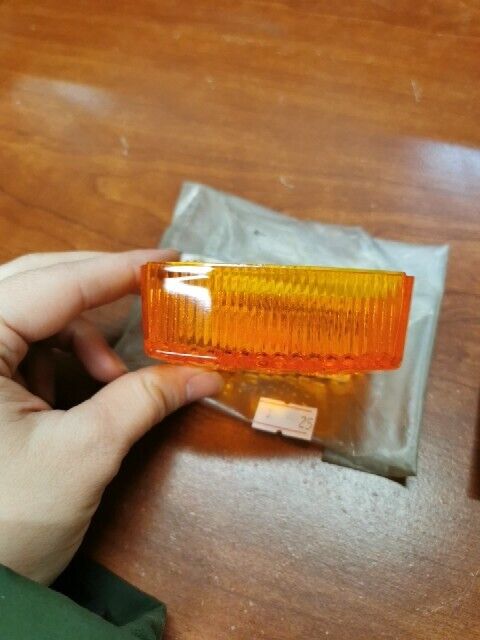 NOS Yamaha 1997 - 2002 CW50 FLASHER LENS 4UY-H3312-00-00 Y102