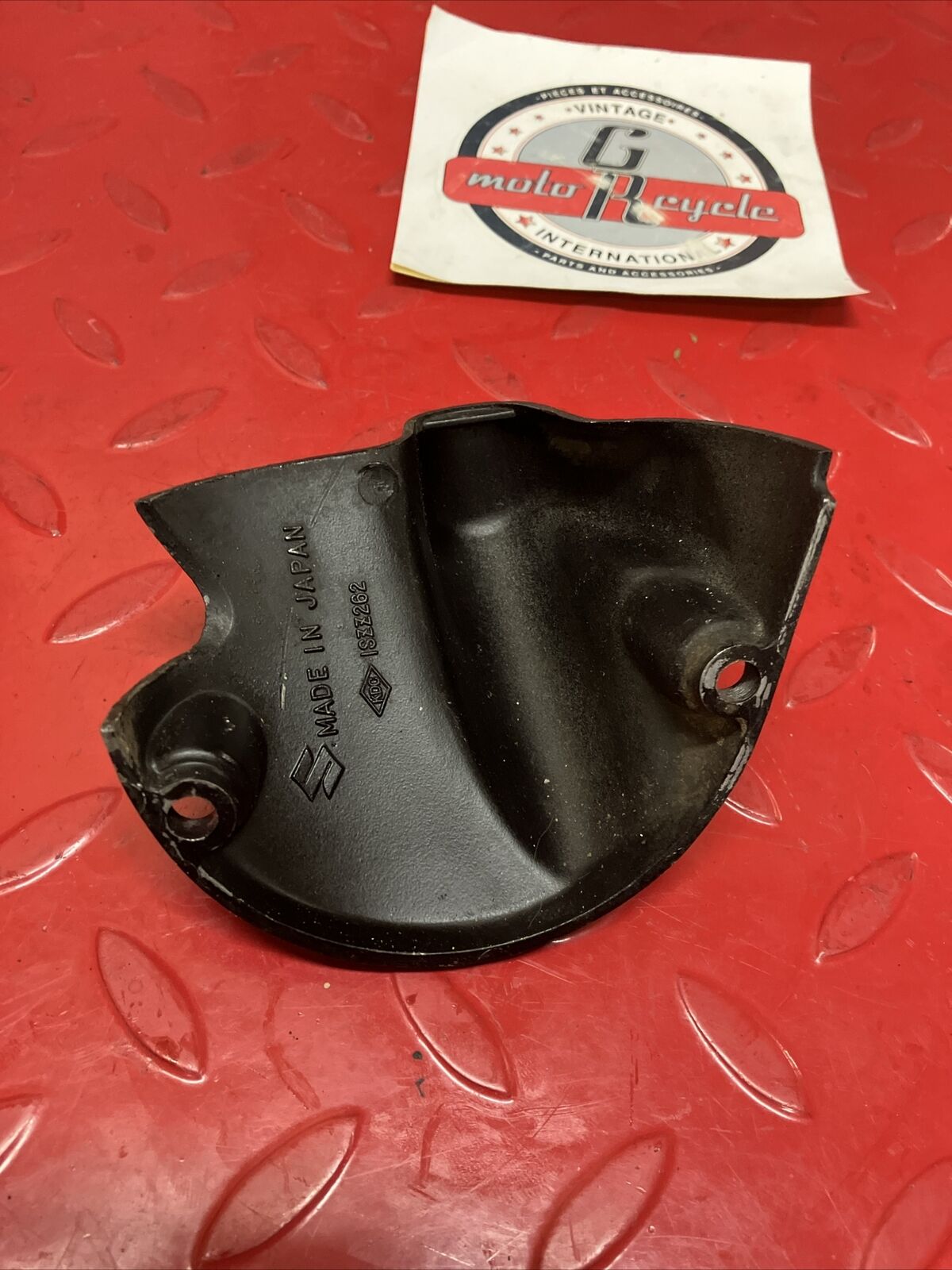 Suzuki DS100 1980 Clutch release arm cover DS125 TS100 TS125