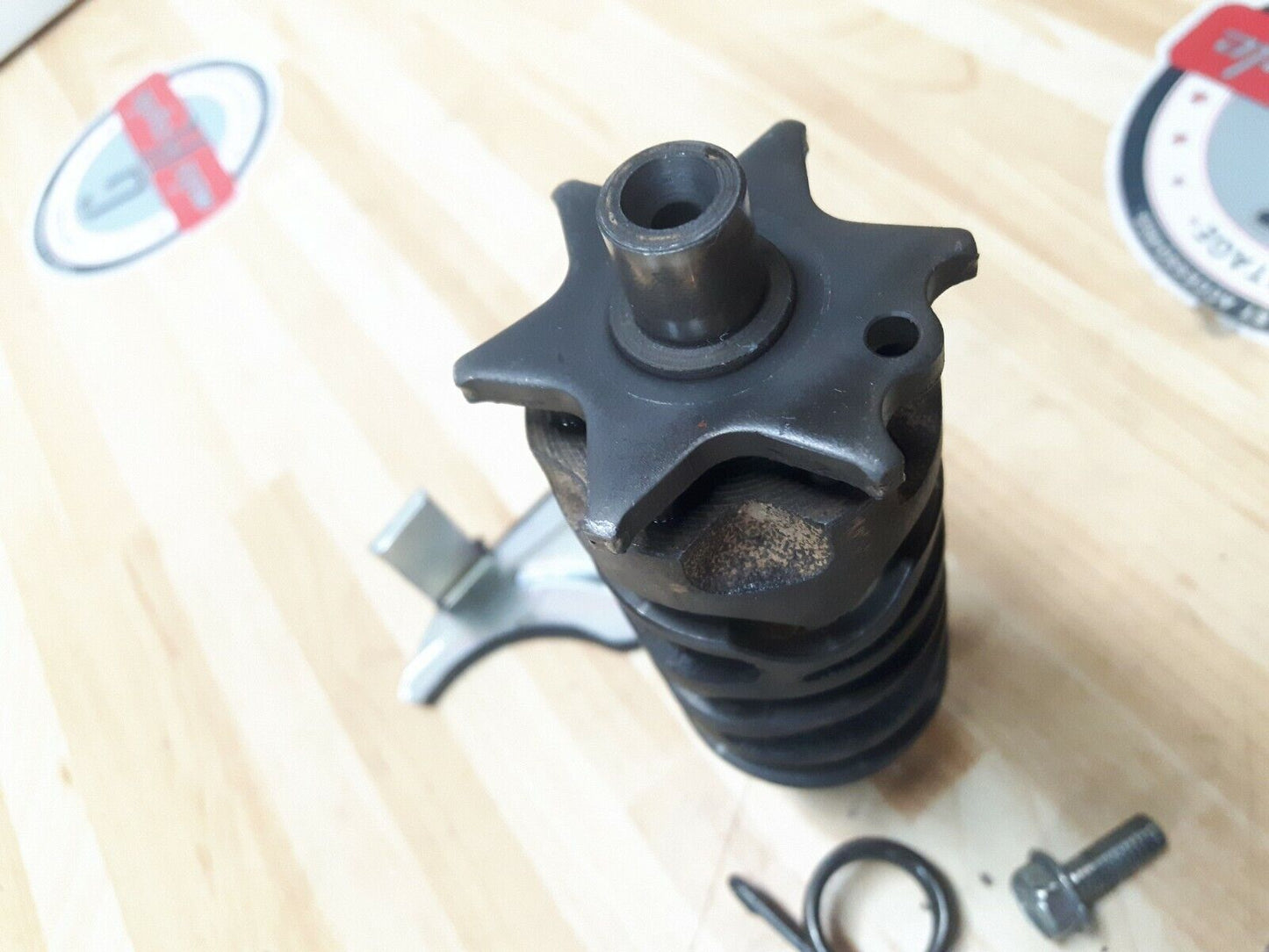 Honda XR200R 1984 transmission gearshift gear shift drum cam arm stopper