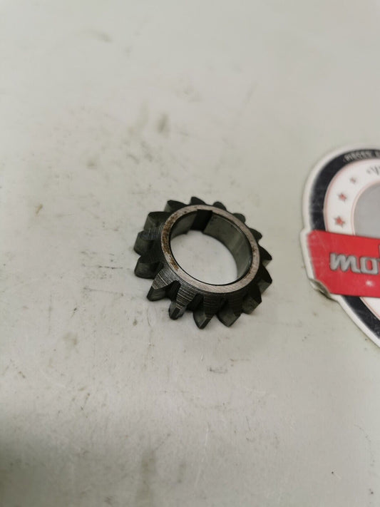 Suzuki DR200 1987 oil pump drive gear SP200