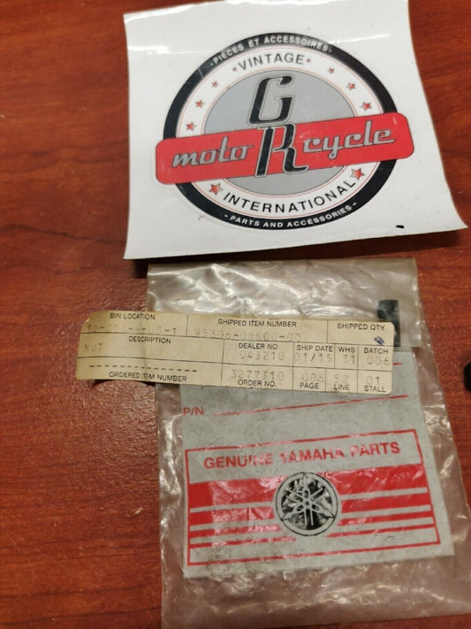 NOS Yamaha CA50 RZ350 XJ550 XJ650 CAP NUT 95306-08800-00 SUB. 95307-08800-00 Y72