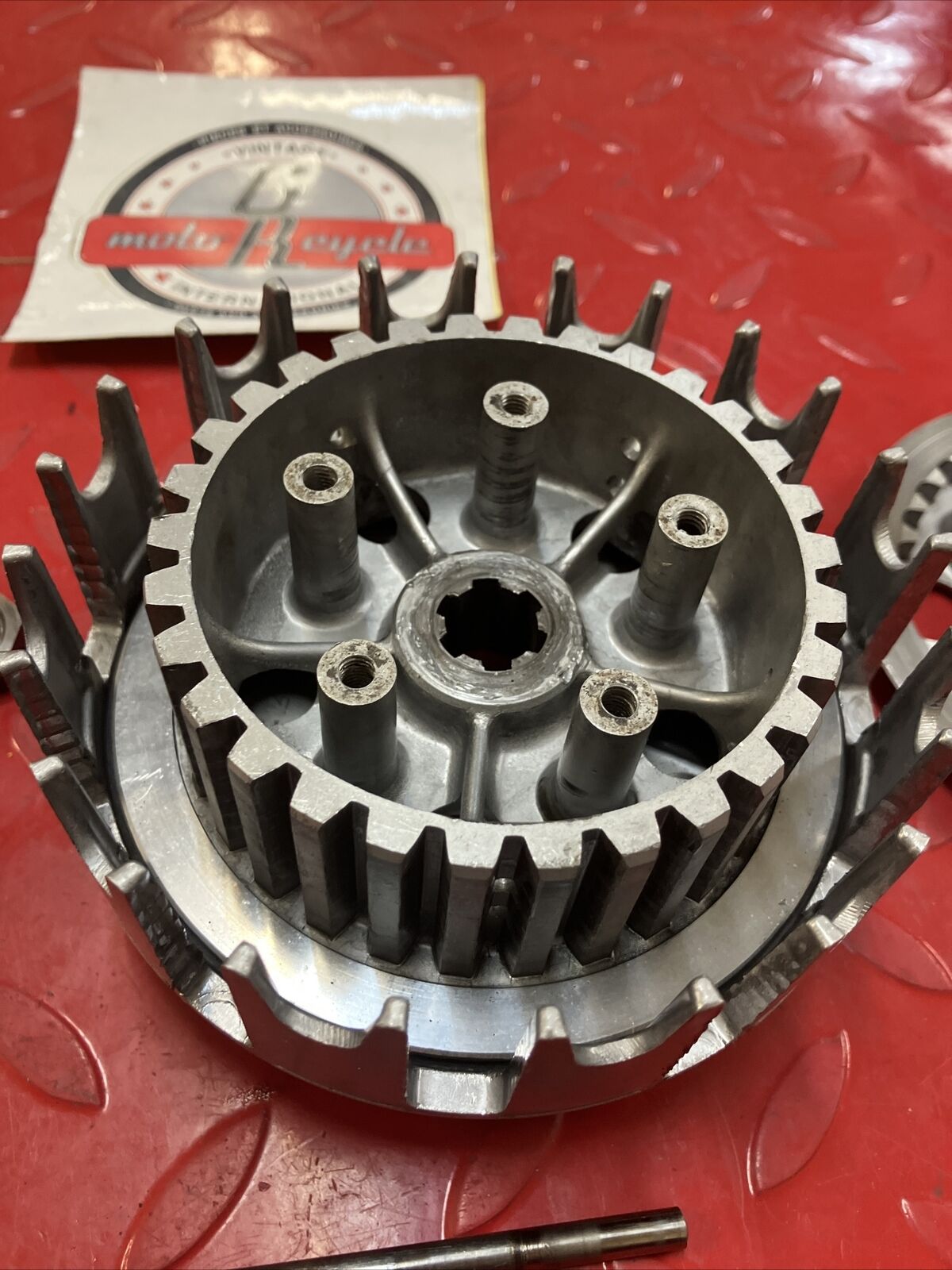 Suzuki RM125 1985 complete clutch basket hub pressure plate 1984 21200-14103