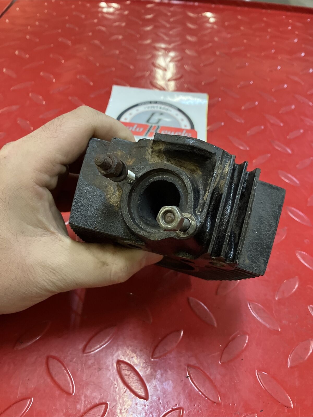 Honda C105 C105T CA105T Trail 55 cylinder jug barrel head valve