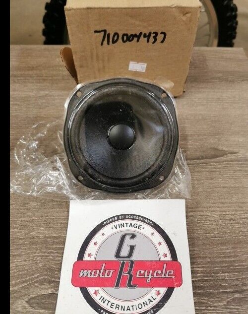 NOS BRP CAN AM SPYDER F3 T Woofer Speaker 710004437 A4