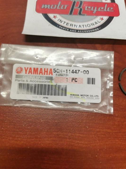 NOS Yamaha YFM45 YFM400 YXR45 CRANK SEAL 5GH-11447-00-00 Y81