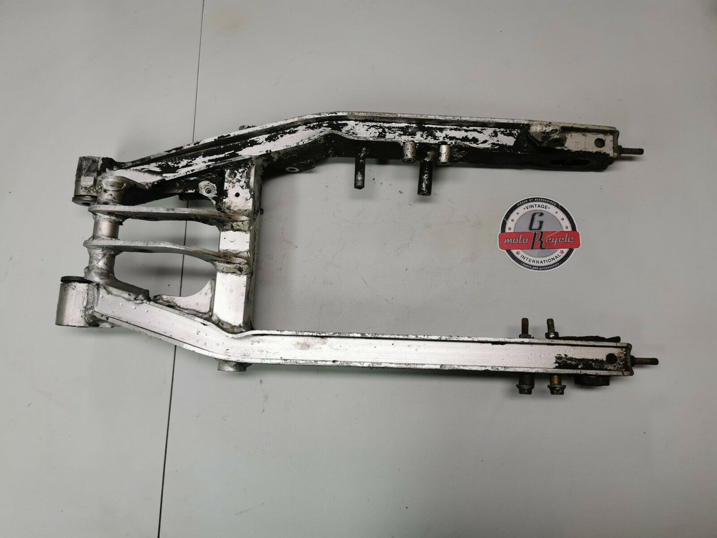 Suzuki PE175 1982 rear swinging arm swingarm 1983