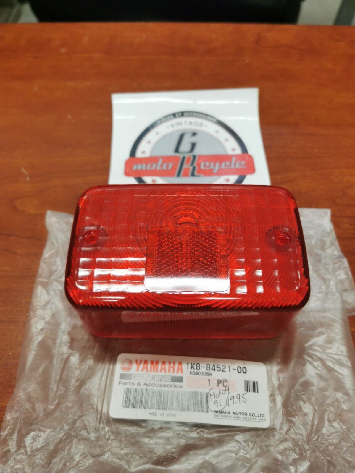 NEW NOS Yamaha YFM250 YFM350 YFM400 YFM600 TAILLIGHT LENS 1K8-84521-00-00 Y92