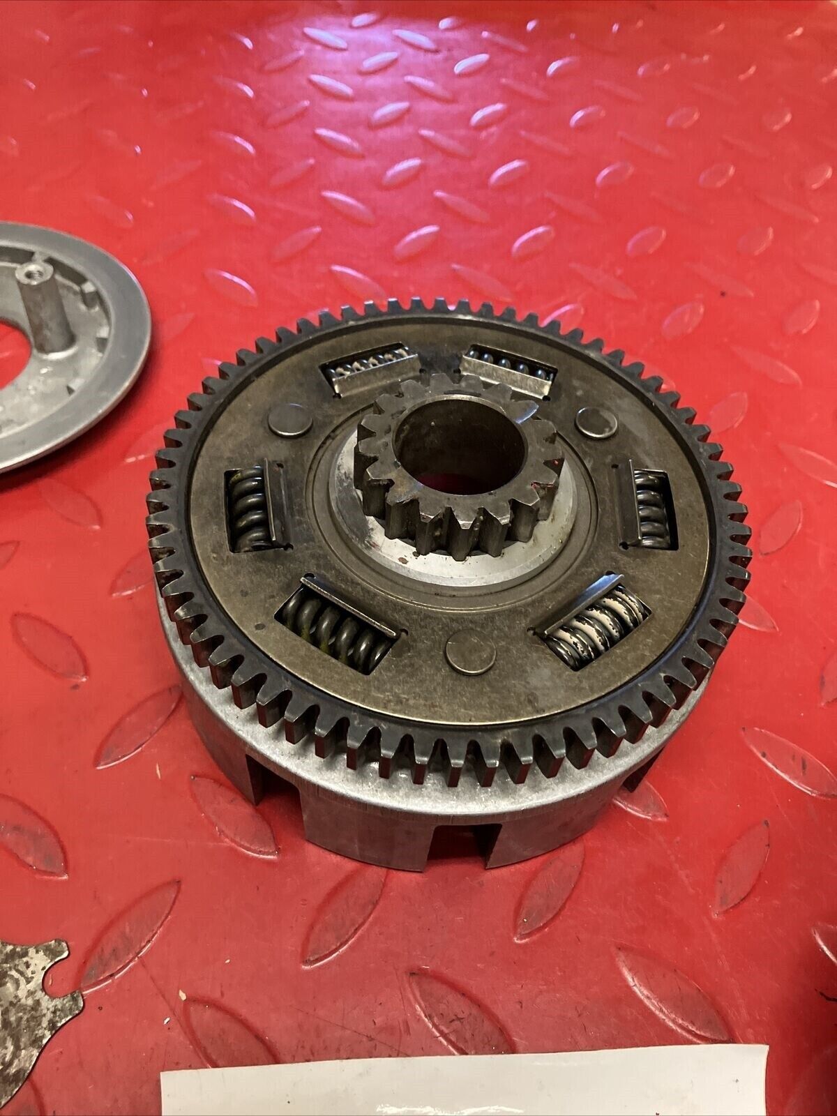 Honda XL350R 1986 clutch basket hub pressure plate assy