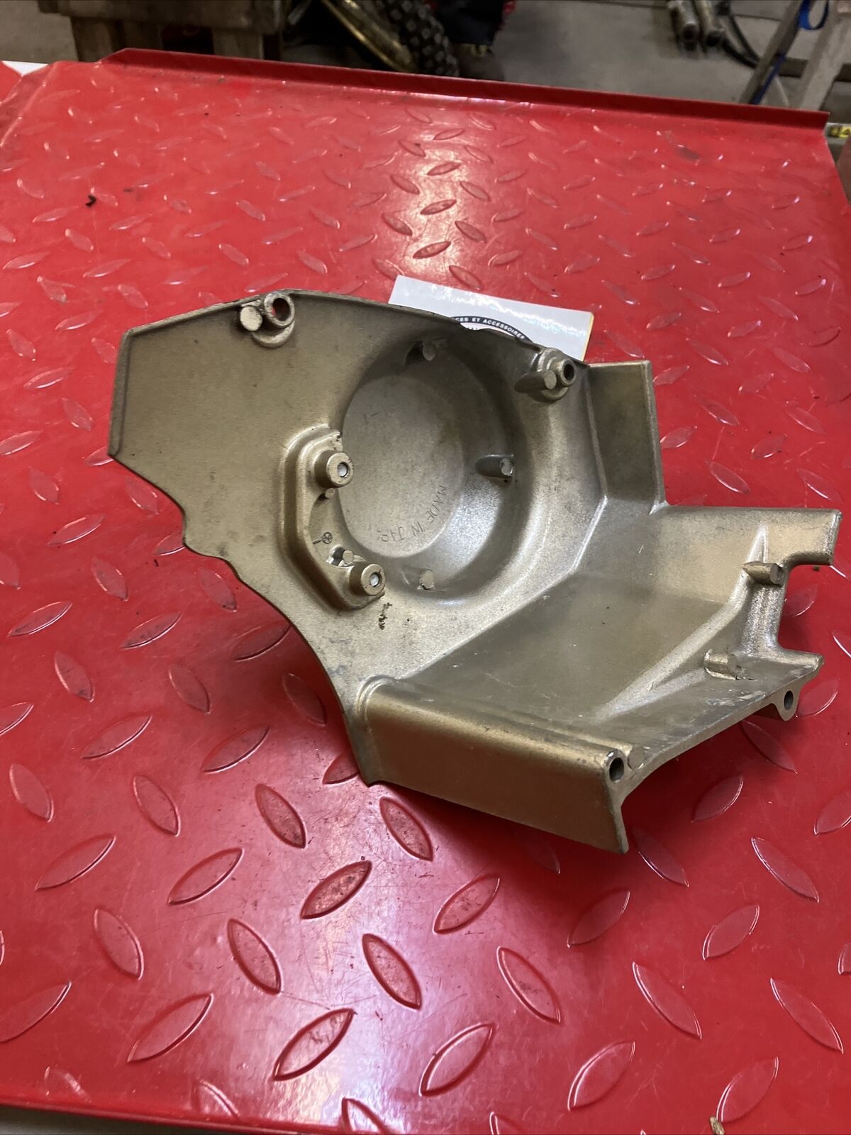 Kawasaki KZ1100 spectre 1982 1983 chain case bevel gear guard cover GOLD U1