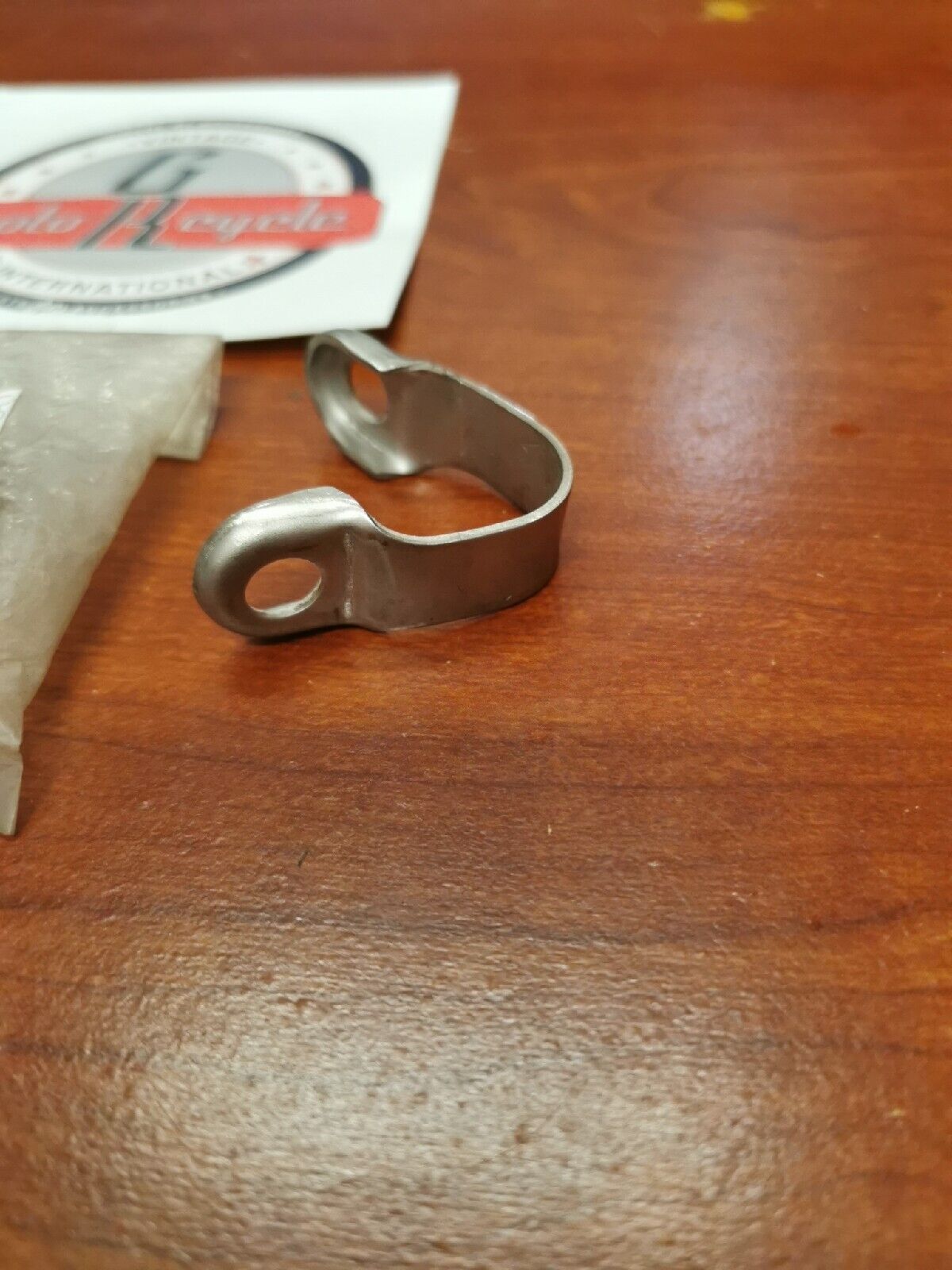 NEW NOS Yamaha FLASHER STAY 1M1-83318-00-00 Y70