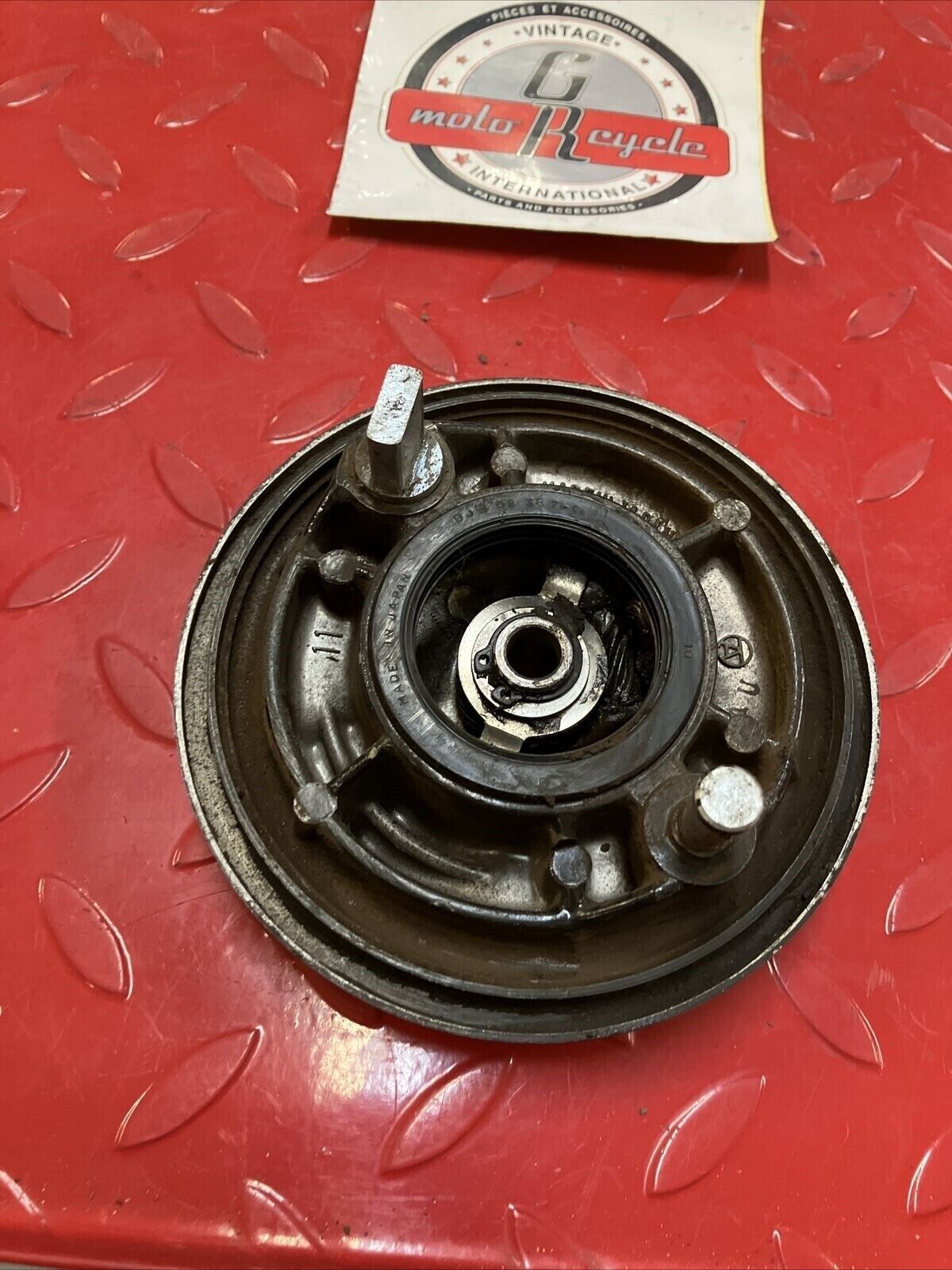 Kawasaki G5 1972 front brake panel drum plate