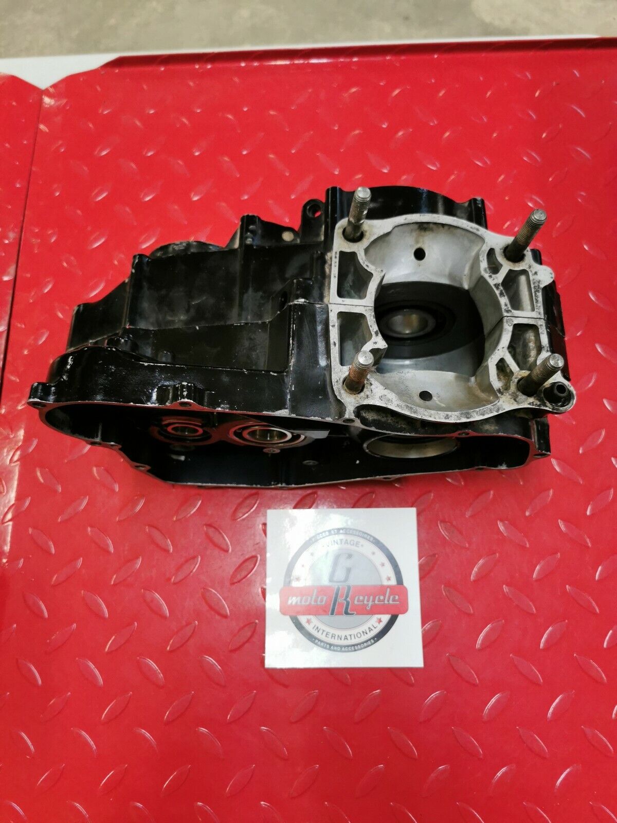 Honda CR250R 1986 crankcase set left right crank case 111A0-KS7-000