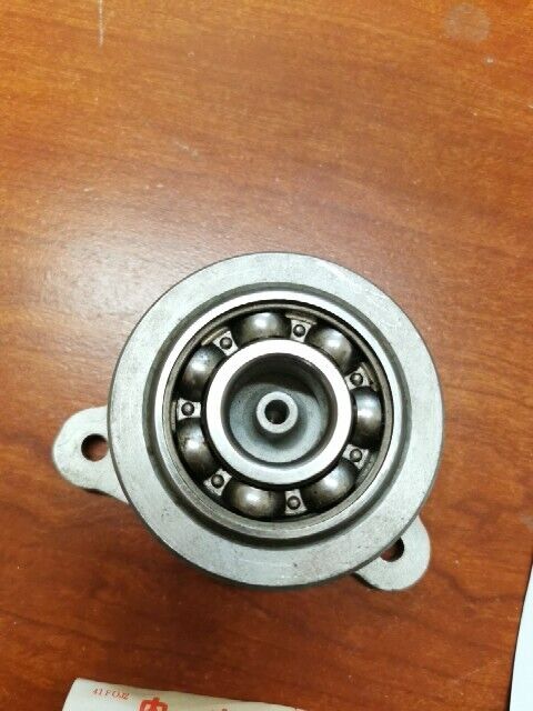 Honda GL1000 K0 - K2 LTD TRANSMISSION BEARING HOLDER COUNTER. 23151-371-000 H84
