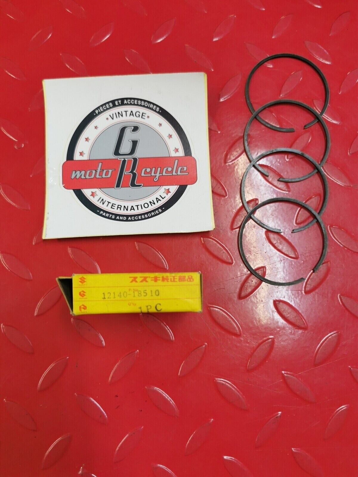 NOS SUZUKI T350 GT550 RING SET STD 12140-18510 SUPERCEDED 12140-34031 S2