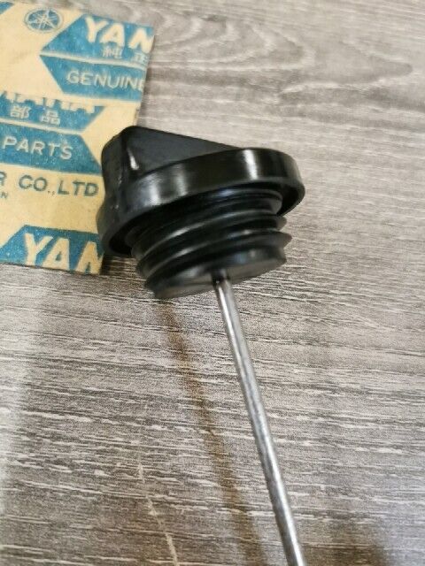 NEW NOS YAMAHA RD350A RD250A 1974 RD400D RD400E PLUG OIL 360-15363-00-00 Y169