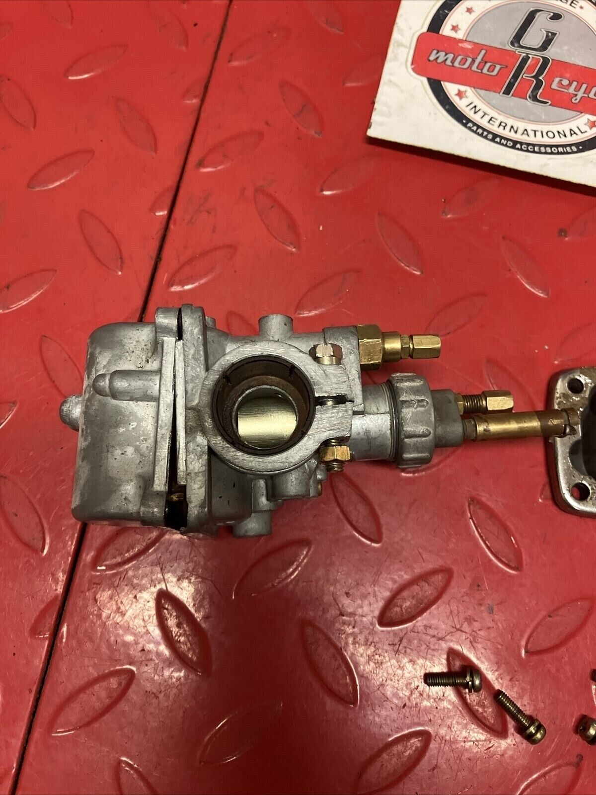 Suzuki RV90 1975 carburetor