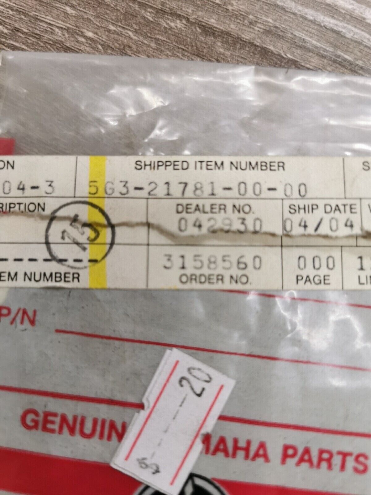 NOS YAMAHA EMBLEM 5G3-21781-00-00 Superseded by 99245-00080-00 Y53