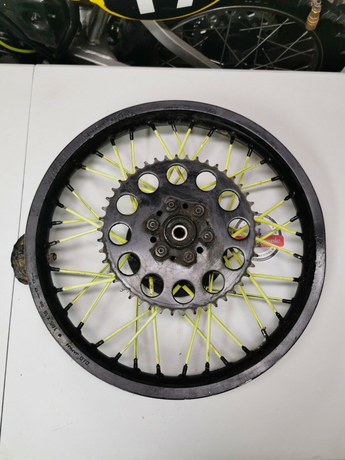 Suzuki PE175 1982 back rear wheel hub rim 64110-14400 1983 1984
