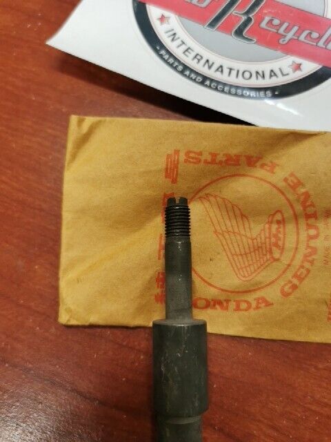 NOS Honda CB250 CB350 CL250 CL350 SL350 VALVE ROCKER ARM PIN 14461-286-010 H71