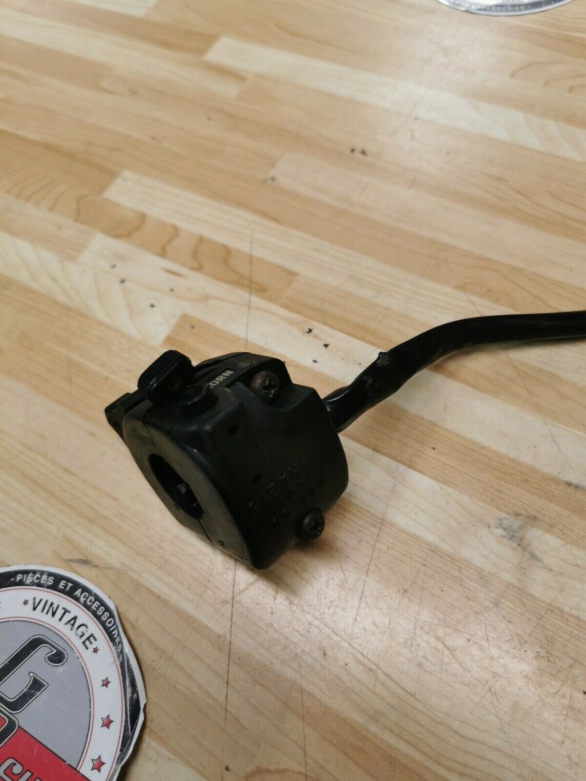 Yamaha DT200 1986 turn signal flasher light horn switch controle module
