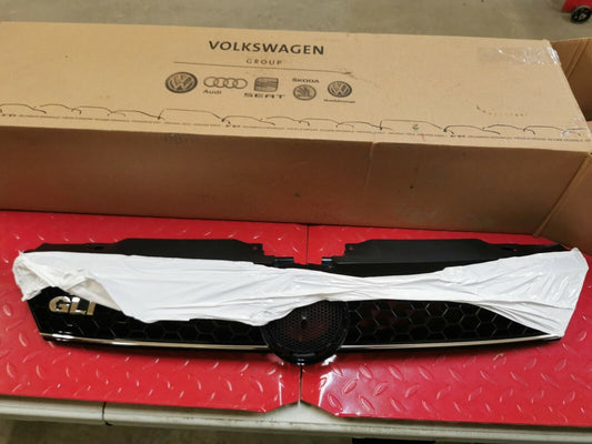 OEM Volkswagen Jetta GLI Front grille MK6 2011 - 2014 5c6 853 653 a 5c6853653a