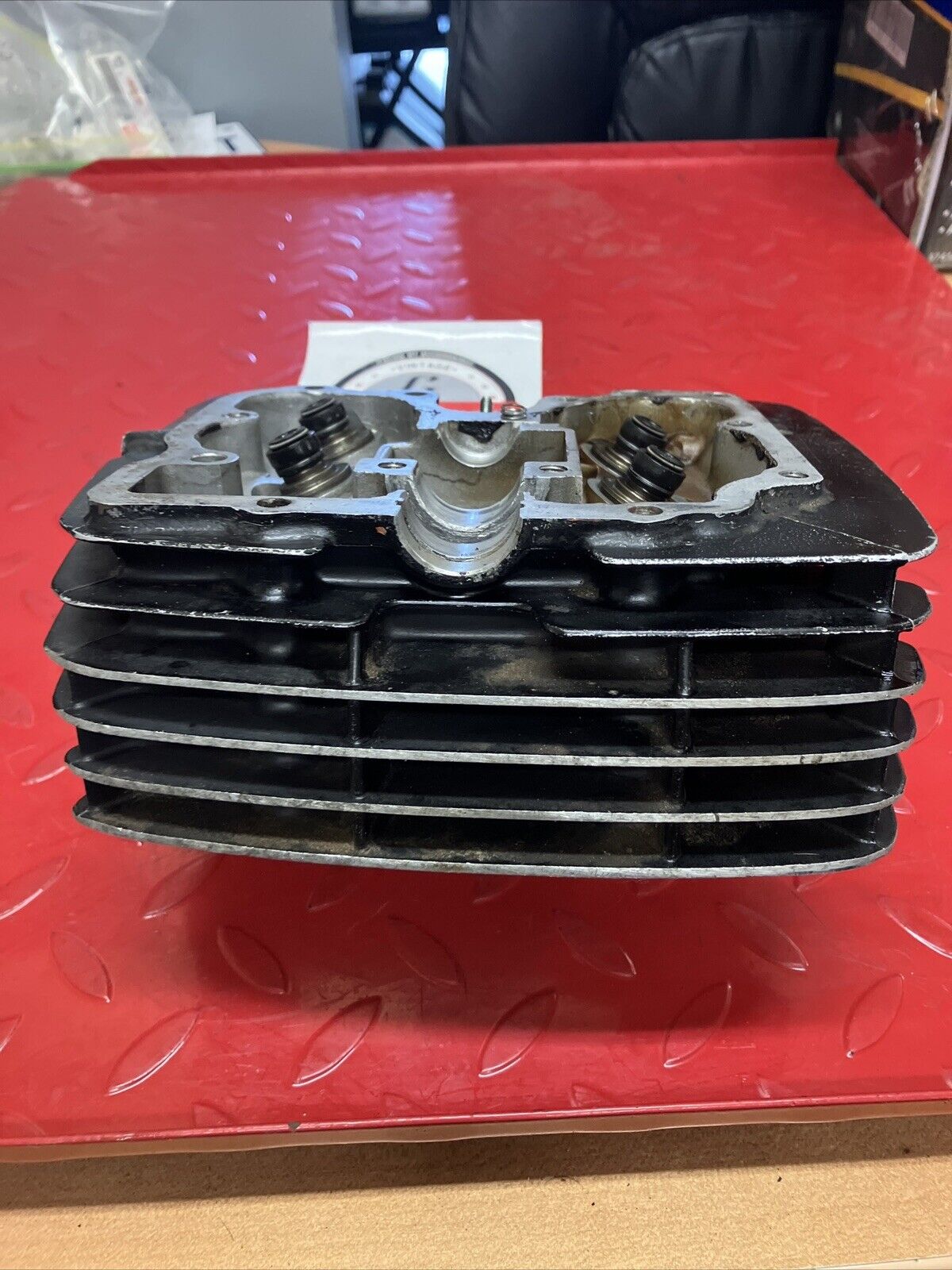 Honda XR350R 1985 cylinder head
