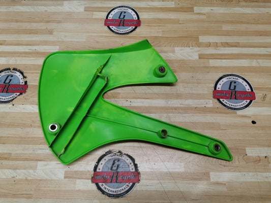 Kawasaki KX85 2004 fuel tank radiator shroud right KX100 G