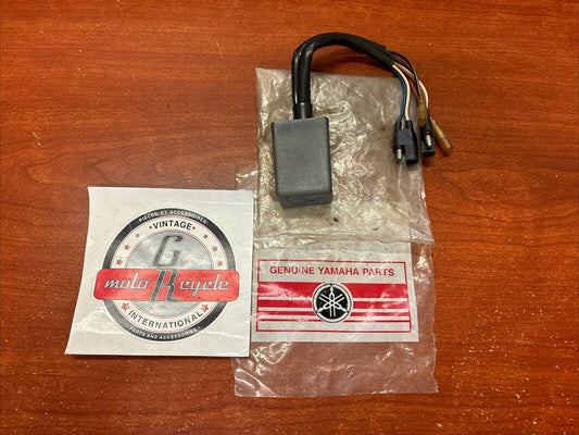 NOS Yamaha 1979 EX440C C.D.I. UNIT 8H6-85540-10-00 Y181