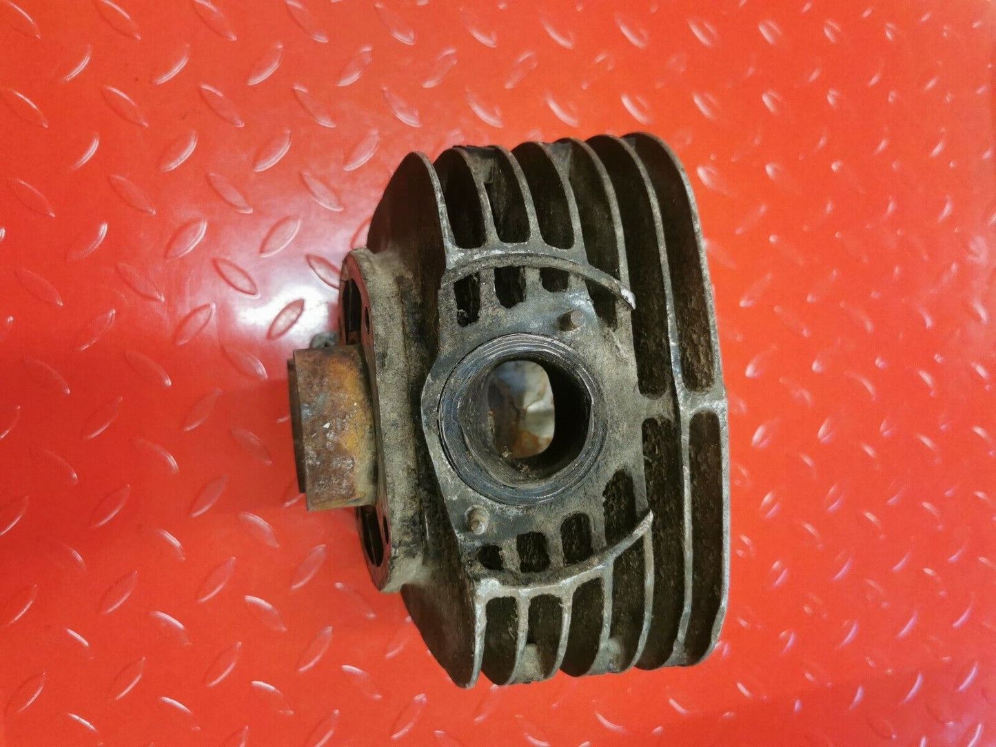 Yamaha DT250 1976 cylinder jug barrel 70.5mm 2