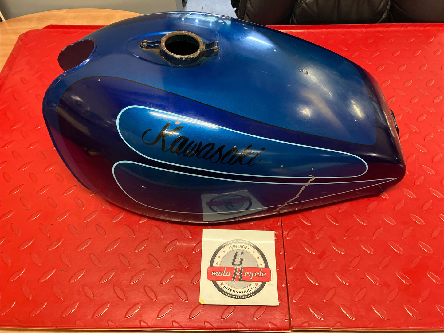Kawasaki Z1 1975 Fuel tank gas petrol reservoir