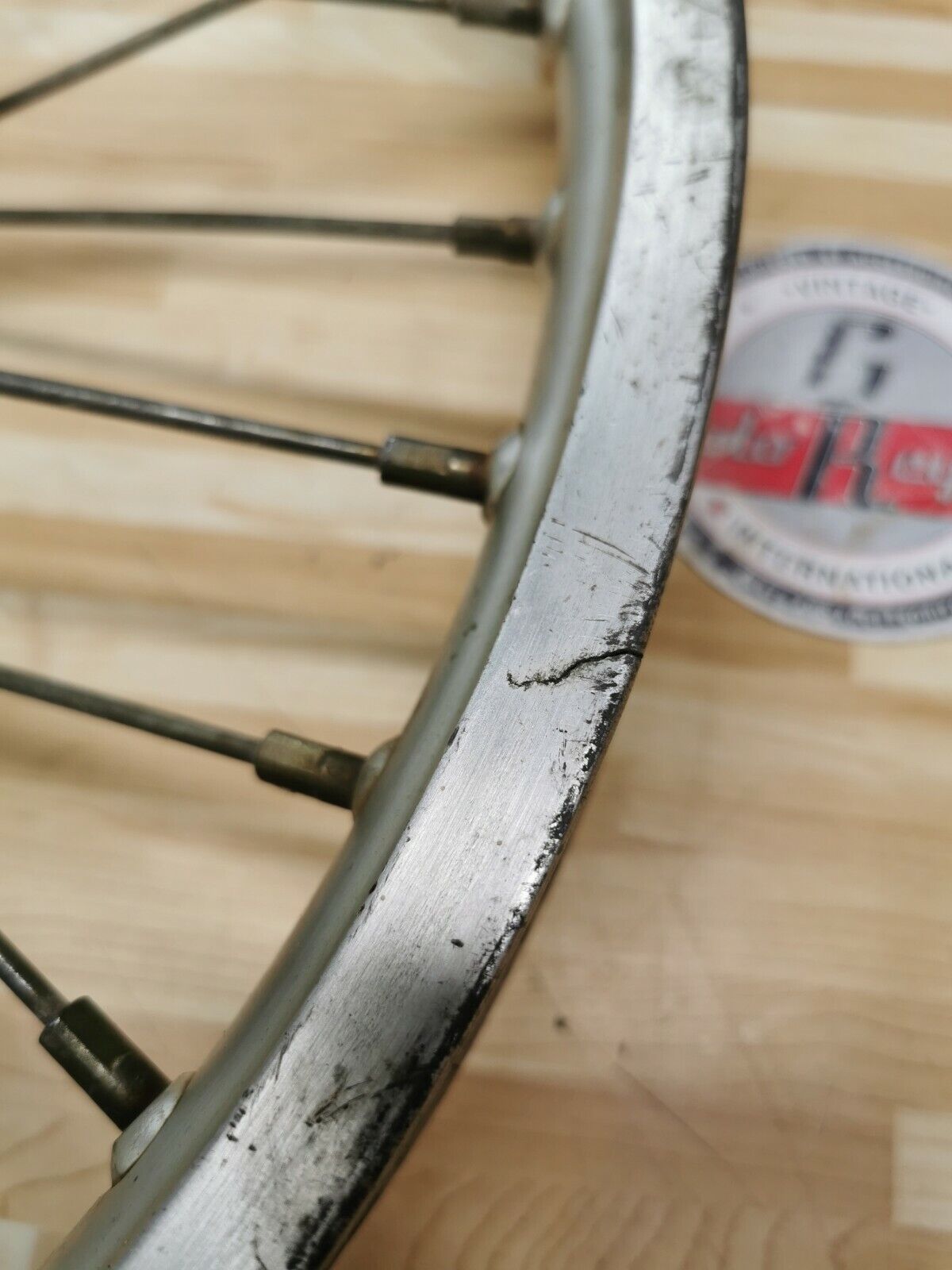 Kawasaki KDX200 1986 front wheel hub rim spoke