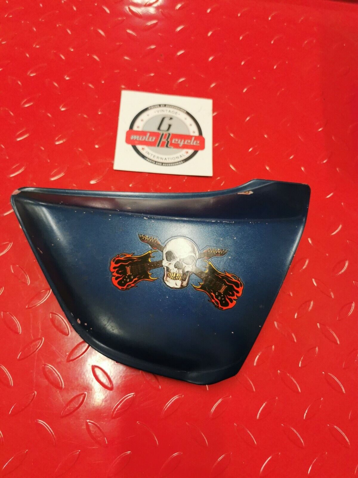Kawasaki KZ750 LTD 1983 right side cover panel fairing