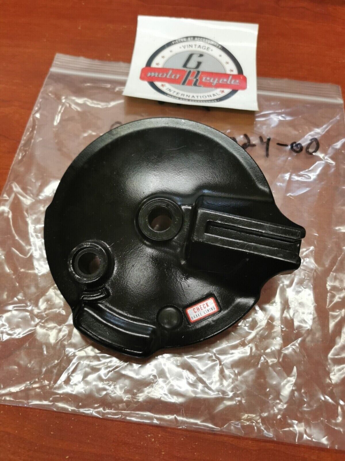 NOS Yamaha DT125 DT175 MX175 IT125 REAR BRAKE SHOE PLATE ASSY 99999-02024-00 Y87