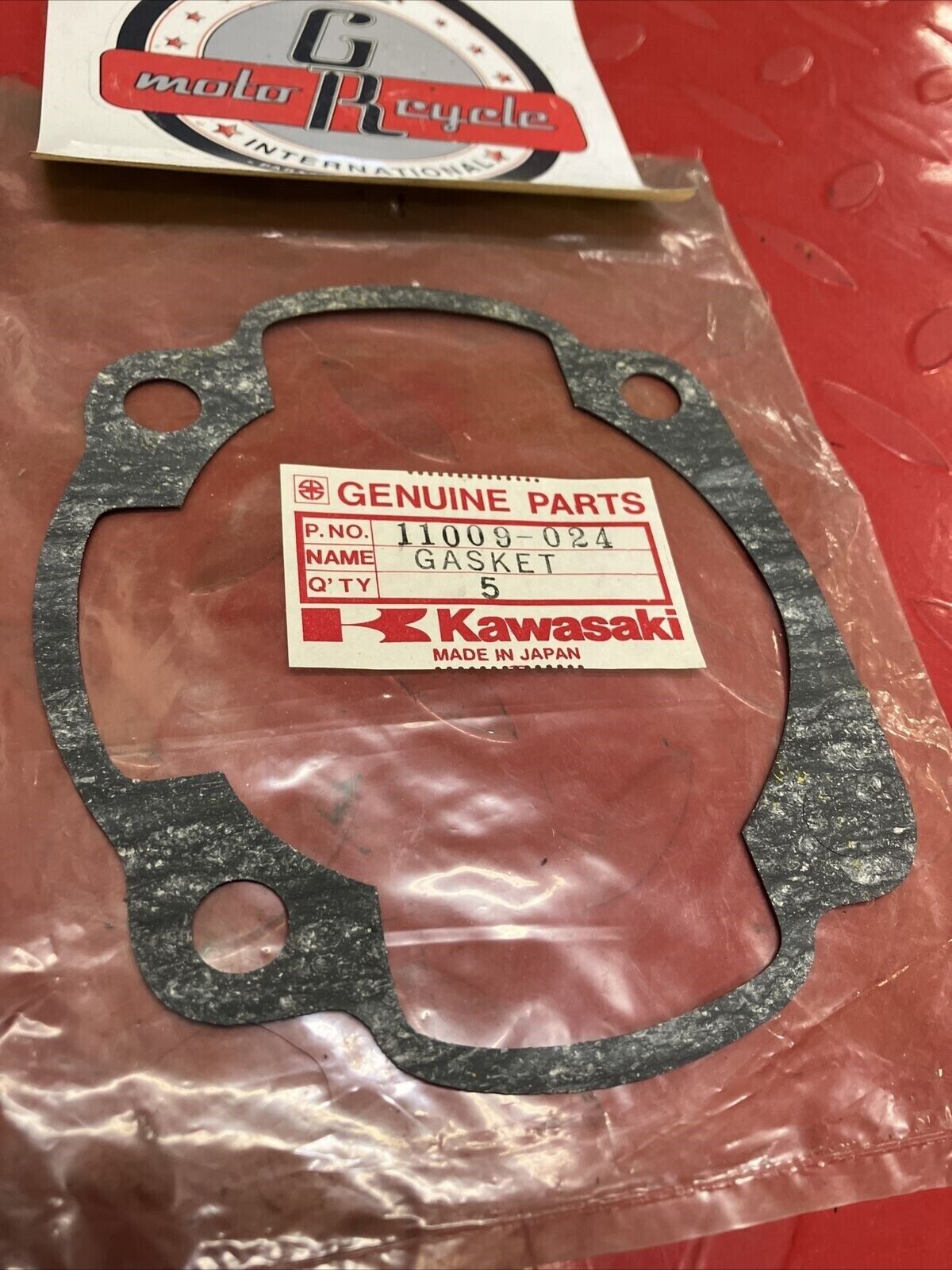 NOS KAWASAKI H1 H1R CYLINDER BASE GASKET 11009-025 K21
