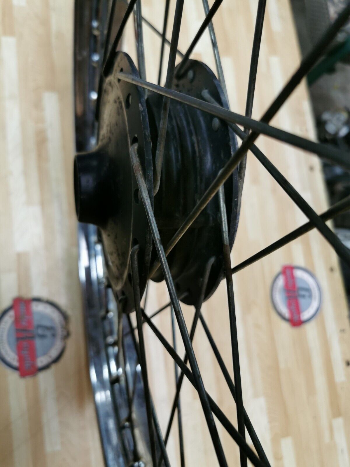 Yamaha MX175 1981 front wheel hub rim spoke 248-25111-00-98