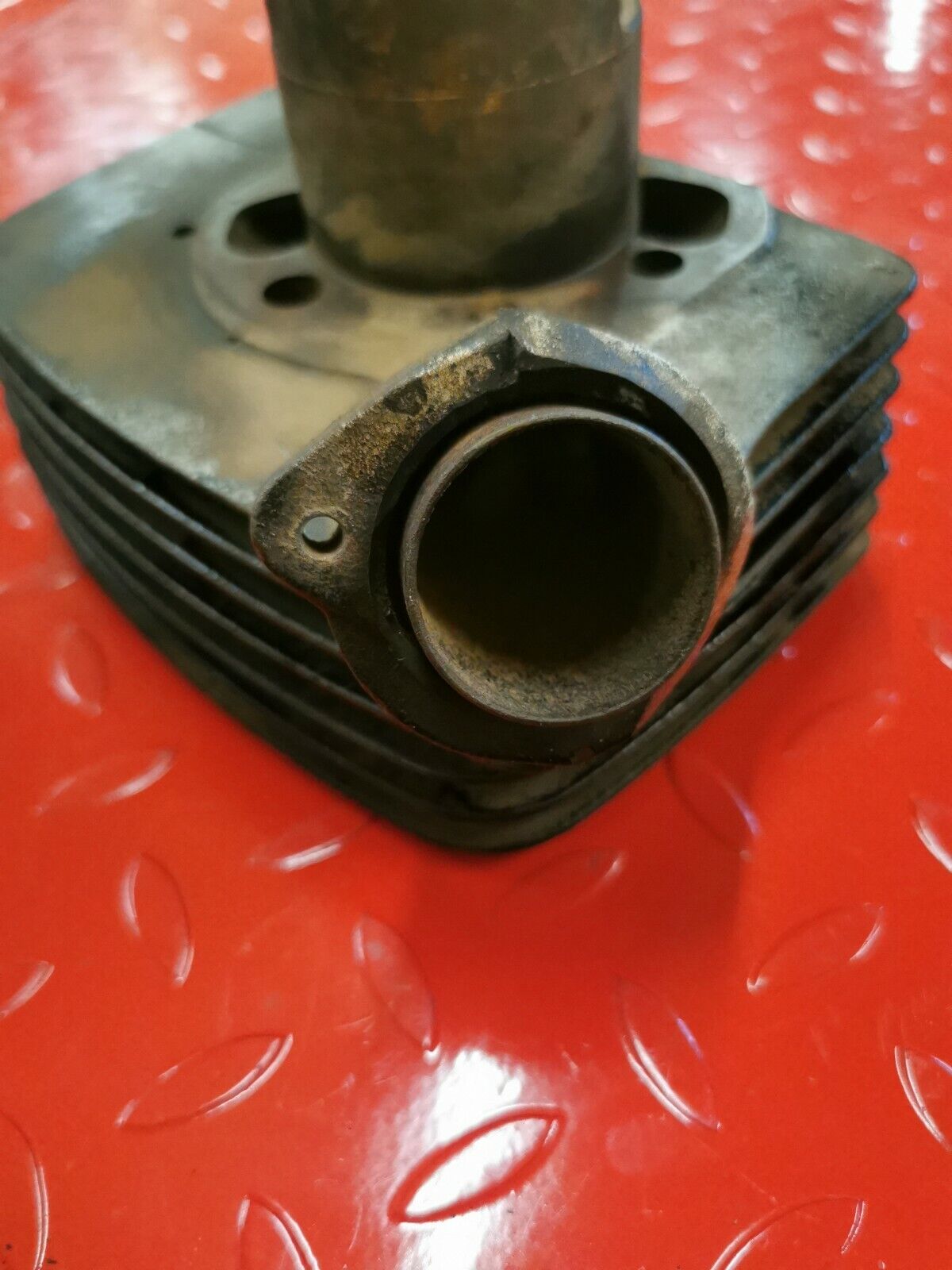 Jawa cylinder jug barrel
