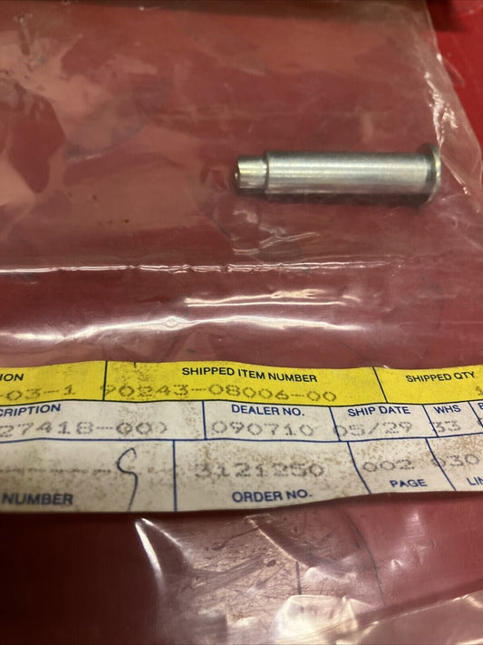 NOS YAMAHA PIN 90243-08006-00 Y63