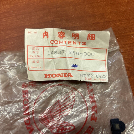 NOS Honda CB250 CB350 CL250 CL350 SL350 ROLLER PIN RUBBER 14607-286-000 H165