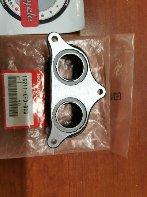 NOS Honda 1983 1984 XR350R CARBURETOR INSULATOR 16211-KF0-000 H107