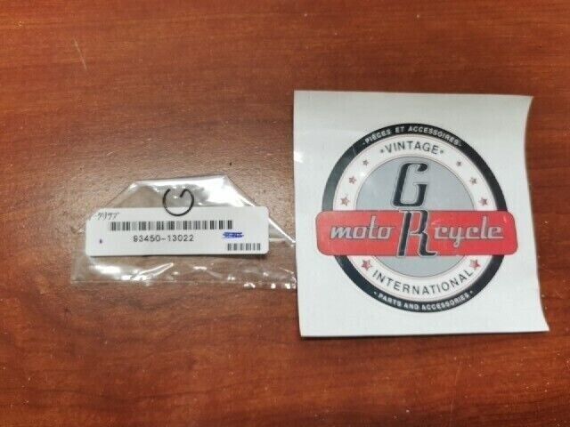 NEW NOS Yamaha BW80 DT50 FS1 CIRCLIP 93450-13022-00 SUB 132-11634-00-00 Y126