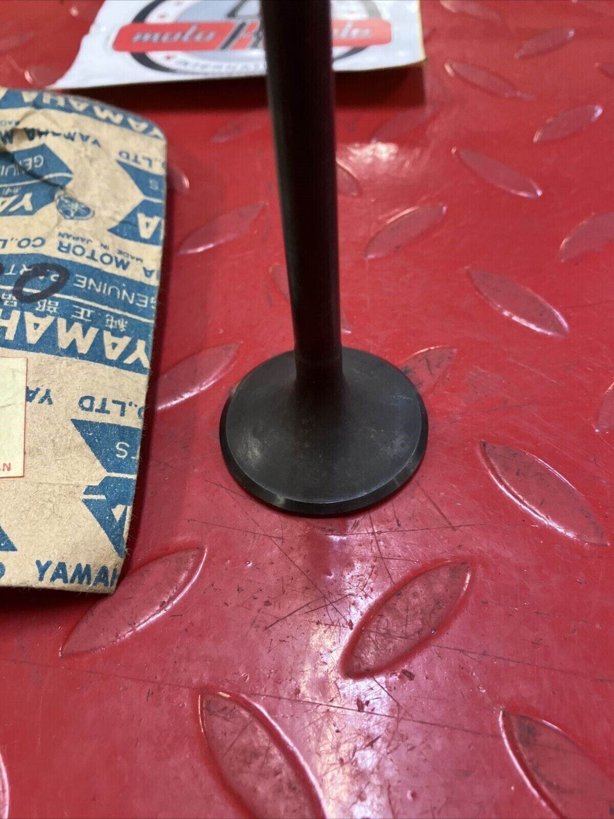 NOS Yamaha XS1 XS650 TX750 VALVE INTAKE #4 341-12111-01-00 341-12111-04-00 Y35