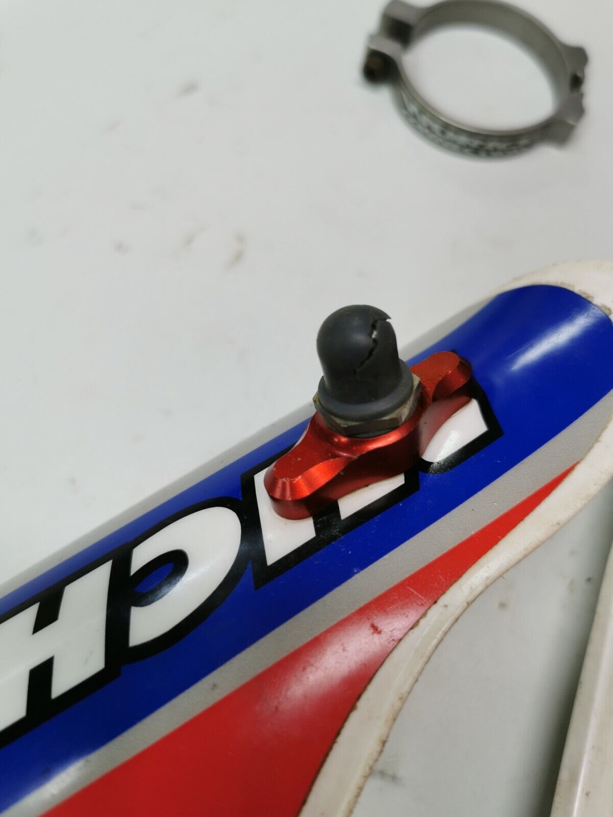 Yamaha YZ250F 2010 front fork guard protector works connection pro launch 12-416