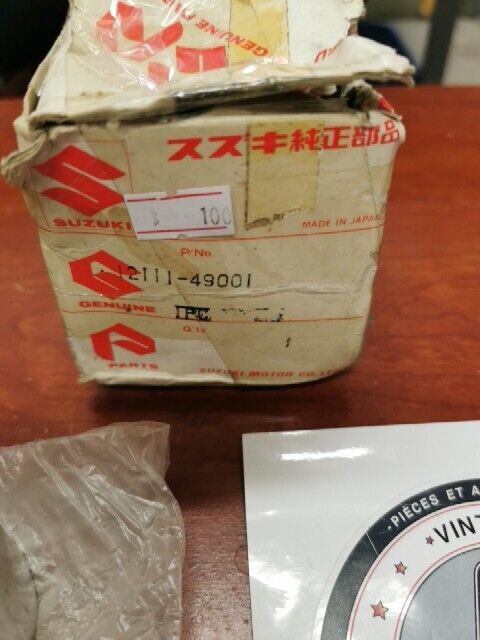 NOS Suzuki 1979 - 1981 GS1000 PISTON (STD) 12111-49001 S33