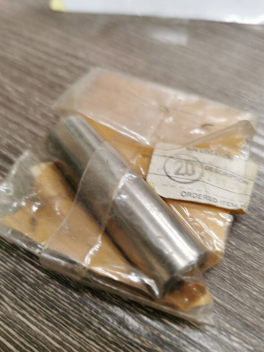 NOS YAMAHA Pin Piston 1J7-11633-00 Y56