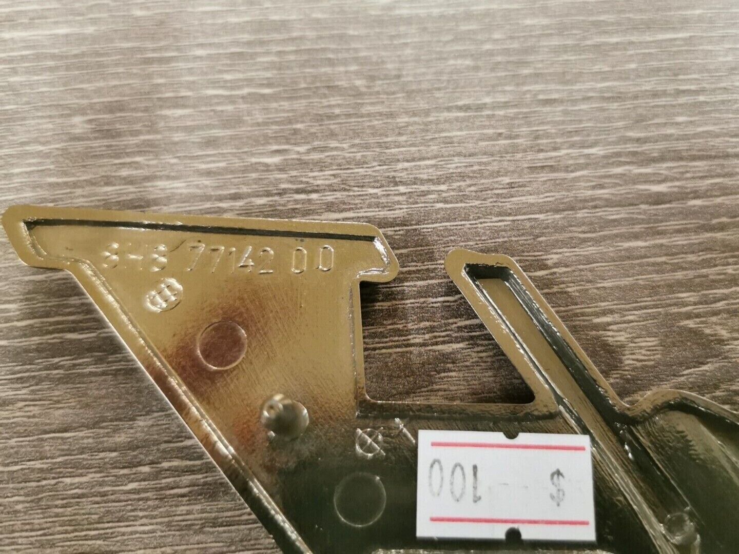 NOS YAMAHA EC540 1979 1980 EMBLEM 2 8H8-77142-00-00 Y49