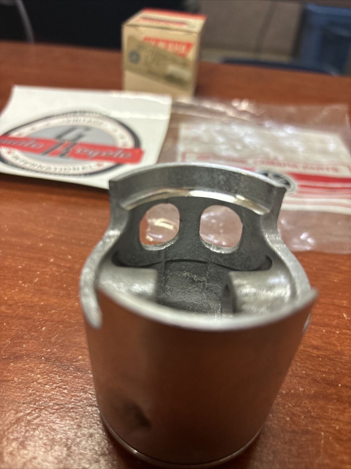 NOS Yamaha 1974 - 1976 RD200 PISTON STD 0.96 397-11631-00-96 Y175