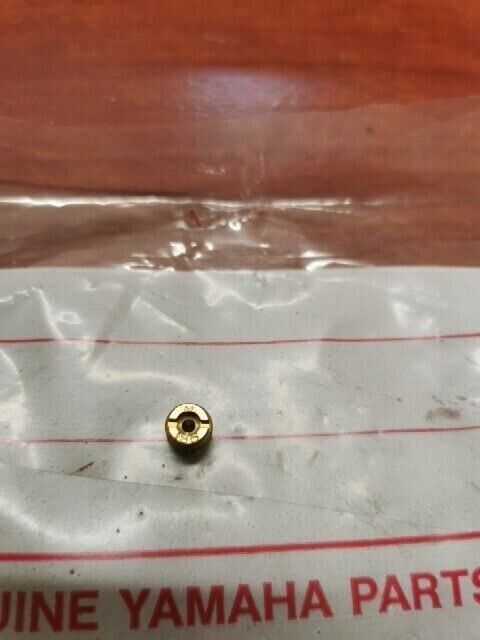 NOS Yamaha 1974 GP433 MAIN JET #195 866-14516-95-00 Y126