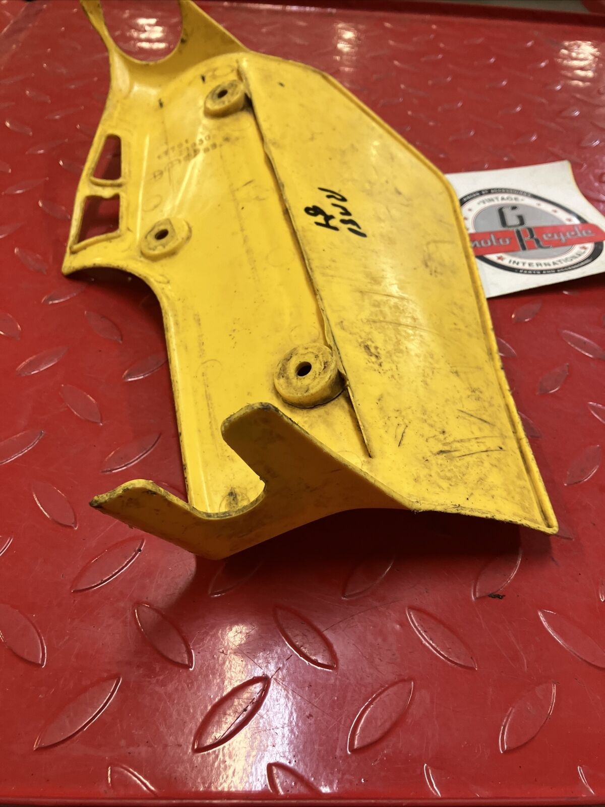 Suzuki RM80 1984 Left radiator shroud cover