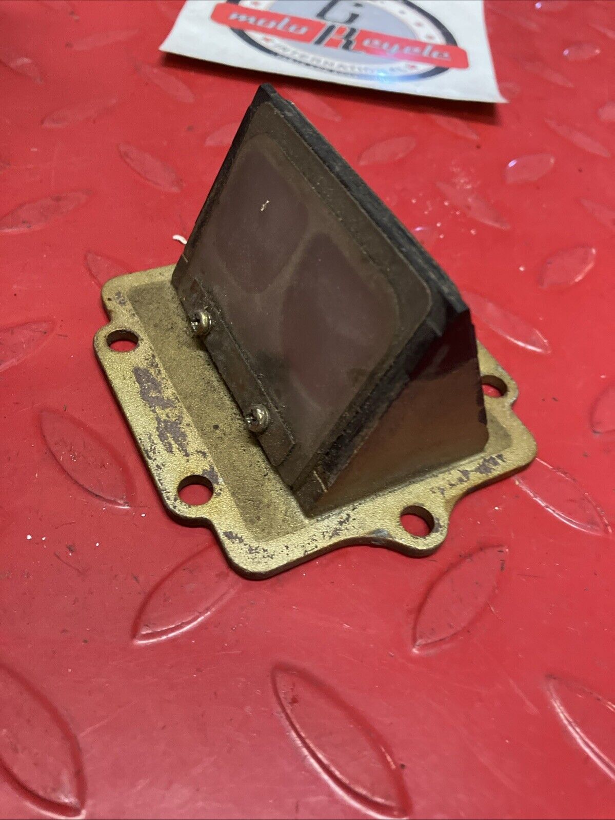 Kawasaki KX125 1999 2000 2001 2002 Reed valve cage block U7